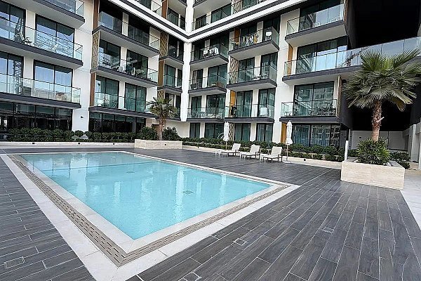 JVC Dubai Apartments: Compare the Street Around the Building